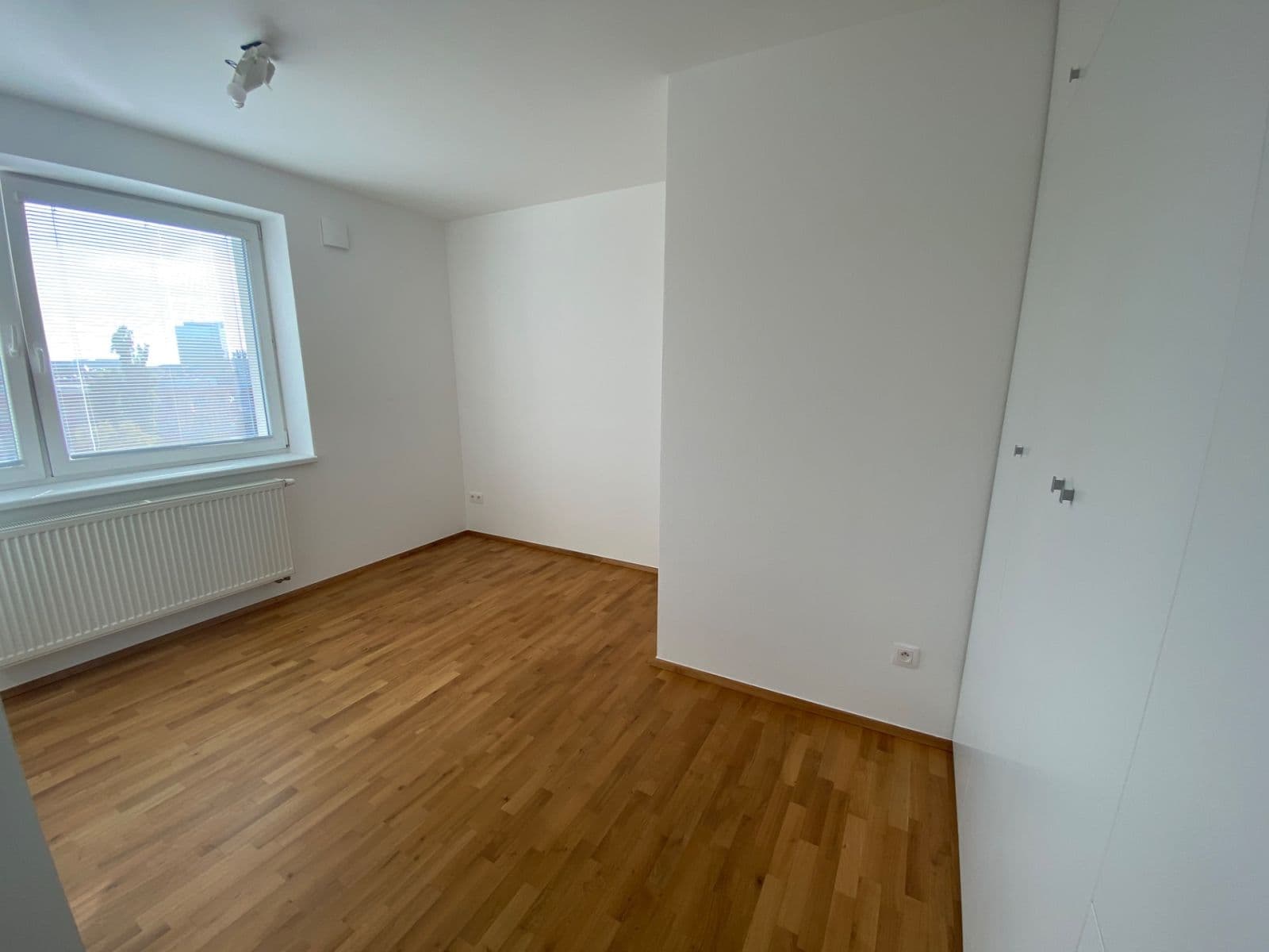 Prenájom bytu 2-izbový 46 m², Račianska, Nové Mesto, Bratislavský kraj Prenájom bytu 2-izbový 46 m², Račianska, Nové Mesto, Bratislavský kraj