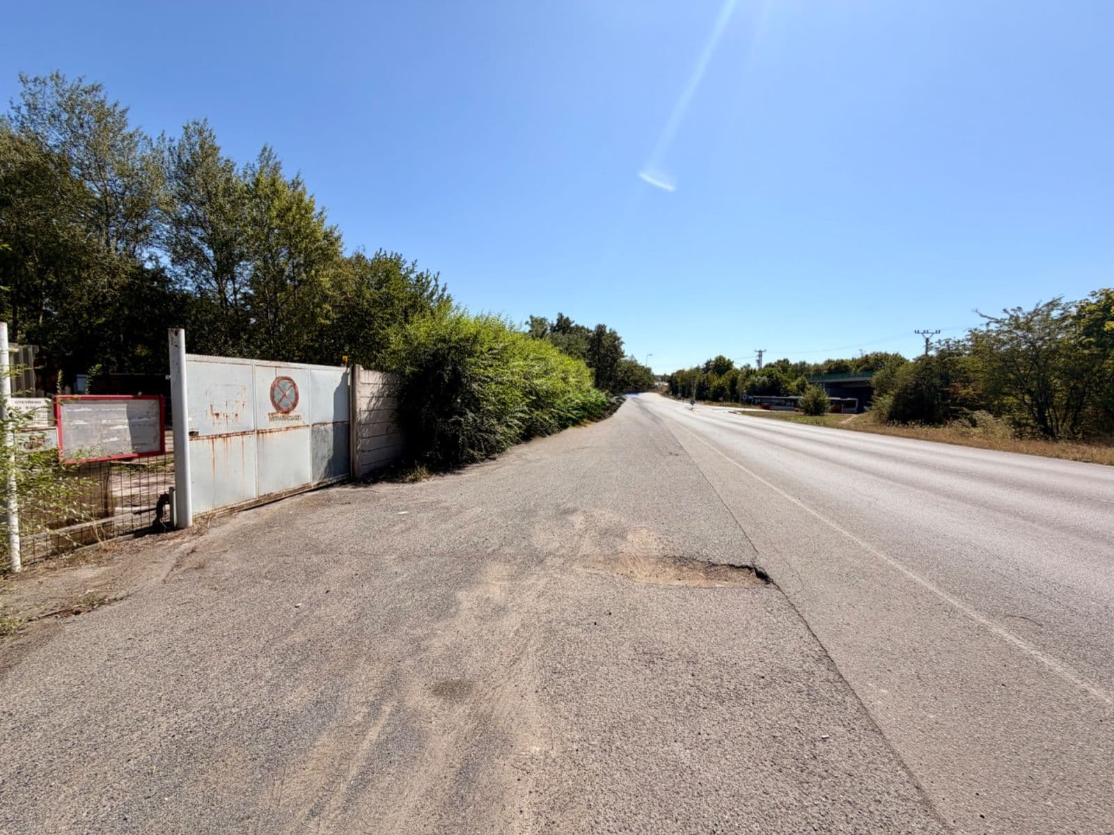 Prenájom pozemku 1.500 m², Mníšek pod Brdy, Středočeský kraj Prenájom pozemku 1.500 m², Mníšek pod Brdy, Středočeský kraj