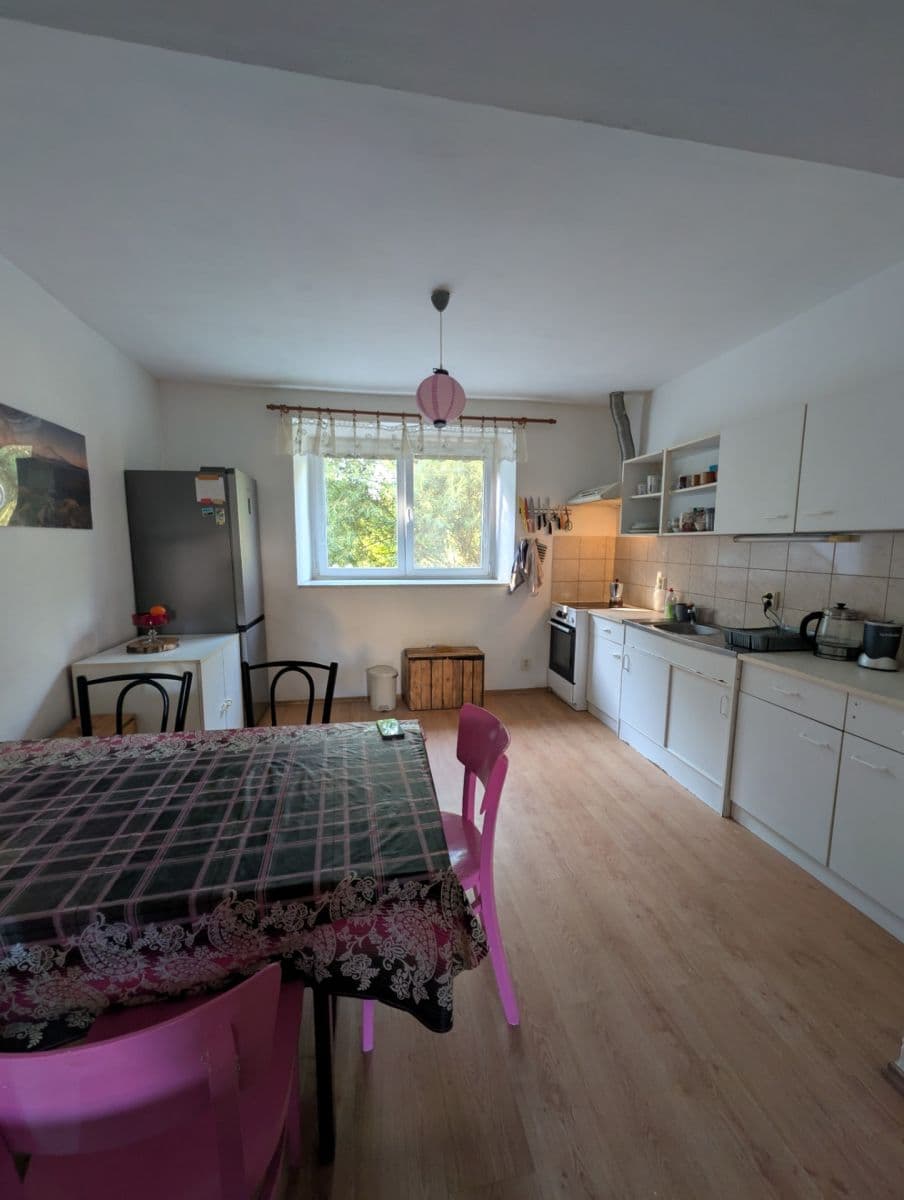 Prenájom domu 100 m², pozemok 247 m², V Poustkách, Mratín, Středočeský kraj Prenájom domu 100 m², pozemok 247 m², V Poustkách, Mratín, Středočeský kraj