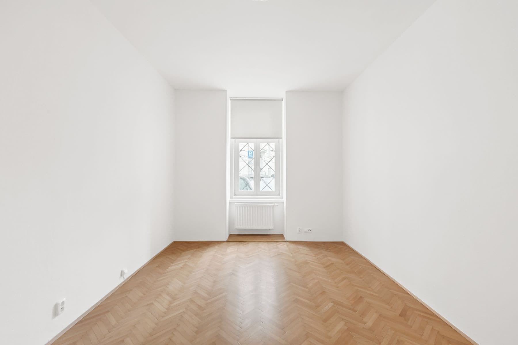 Prenájom bytu 3-izbový 80 m², Kamenická, Praha, Praha Prenájom bytu 3-izbový 80 m², Kamenická, Praha, Praha