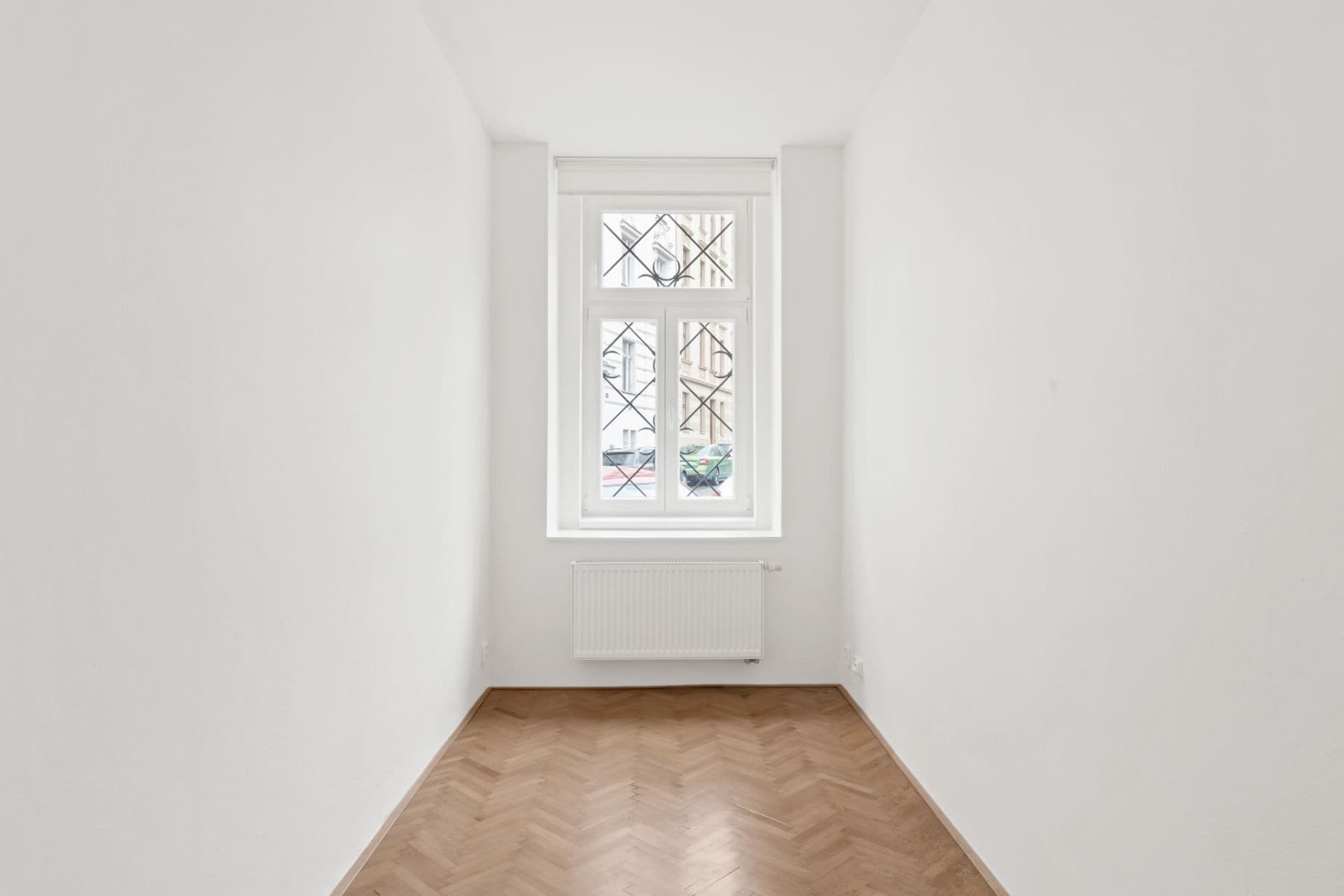 Prenájom bytu 3-izbový 80 m², Kamenická, Praha, Praha Prenájom bytu 3-izbový 80 m², Kamenická, Praha, Praha