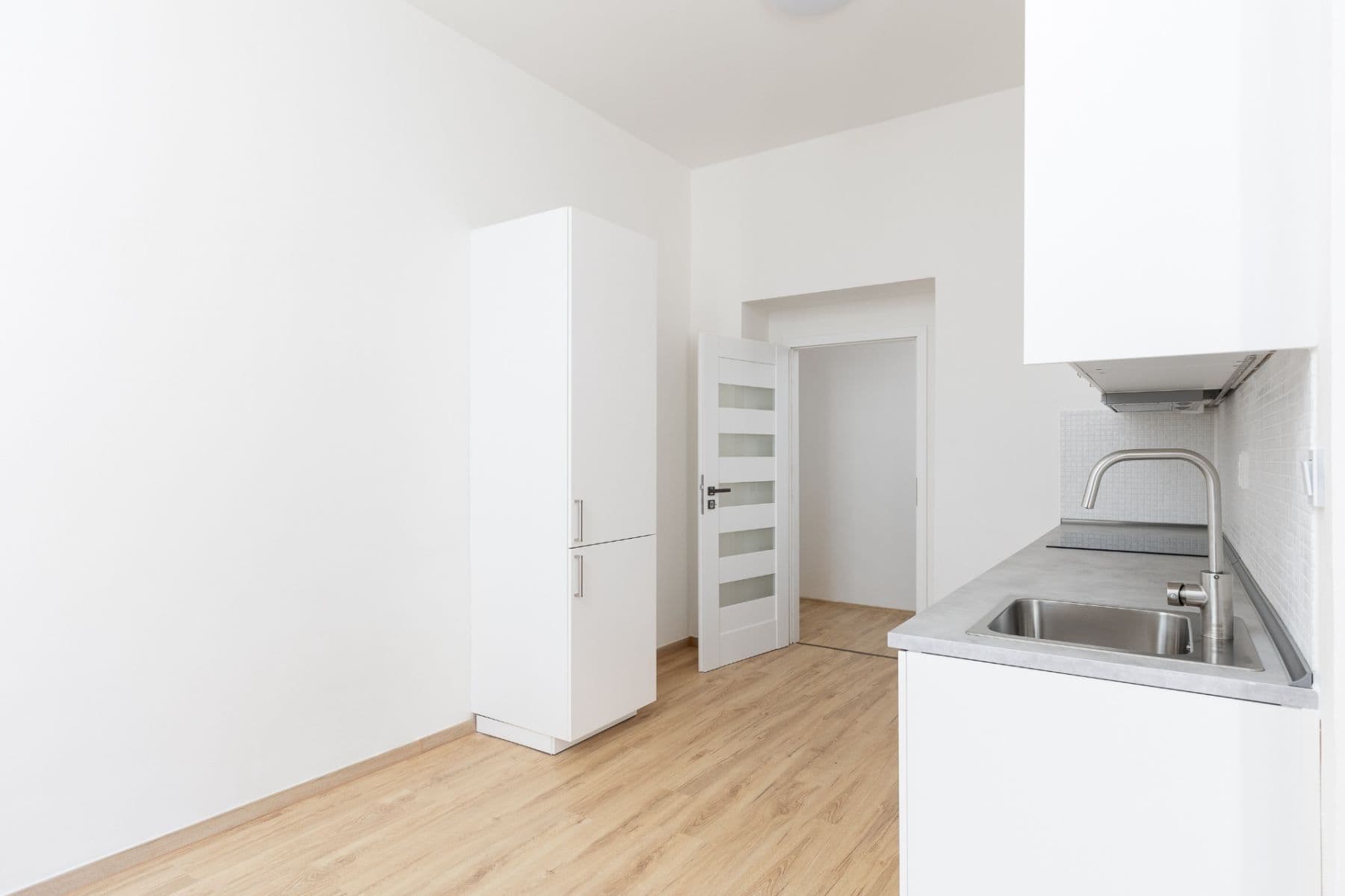 Prenájom bytu 1-izbový 33 m², Františka Kadlece, Praha, Praha Prenájom bytu 1-izbový 33 m², Františka Kadlece, Praha, Praha