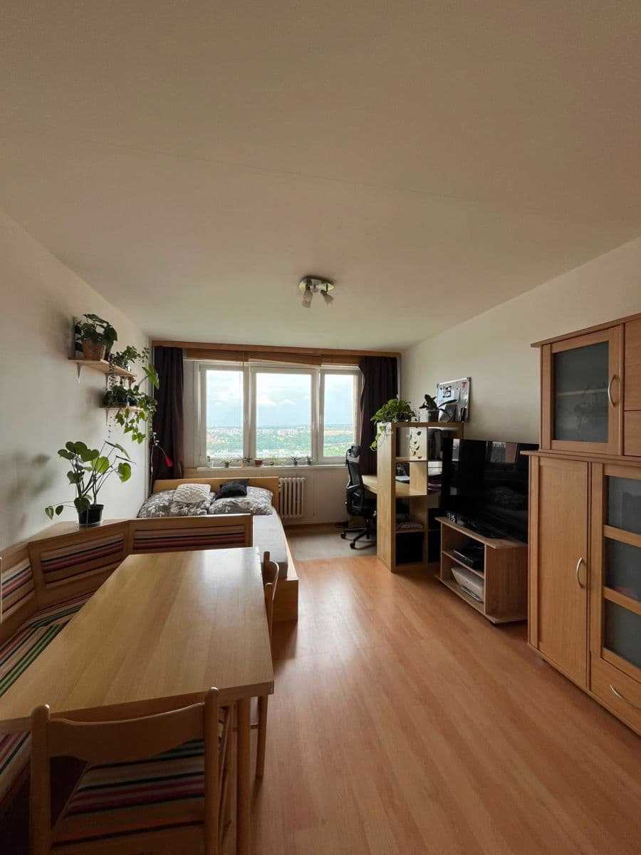 Predaj bytu 1-izbový 27 m², Hlavatého, Praha, Praha Predaj bytu 1-izbový 27 m², Hlavatého, Praha, Praha