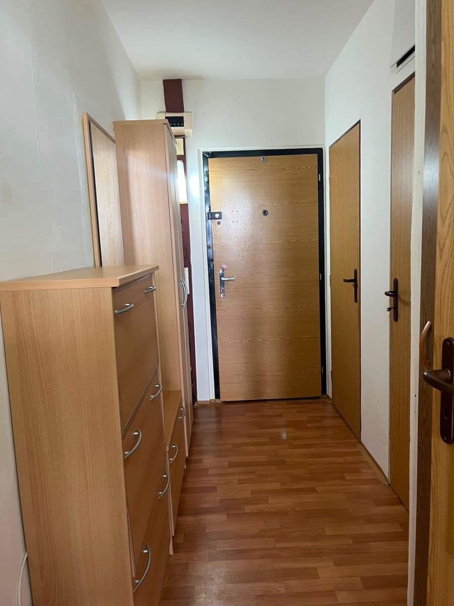 Predaj bytu 1-izbový 27 m², Hlavatého, Praha, Praha Predaj bytu 1-izbový 27 m², Hlavatého, Praha, Praha