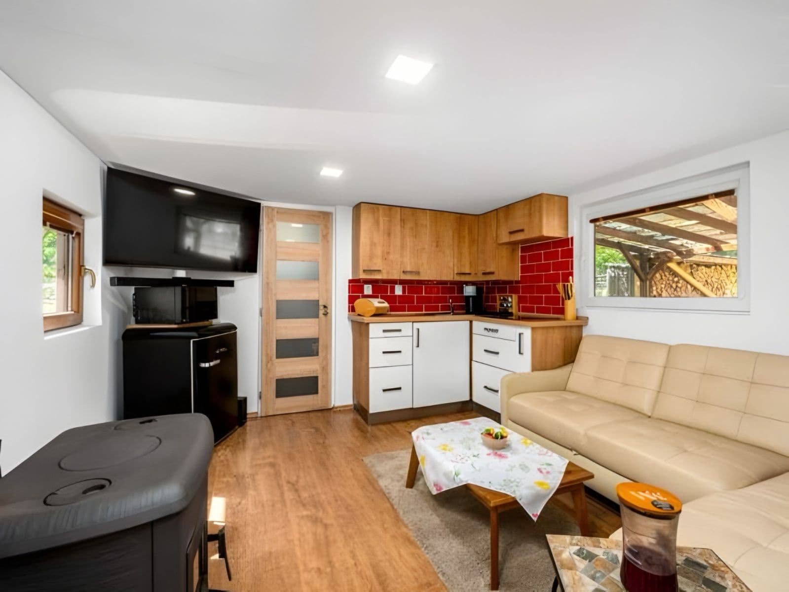 Predaj rekreačného objektu 47 m², pozemok 1.100 m², Praha, Praha Predaj rekreačného objektu 47 m², pozemok 1.100 m², Praha, Praha