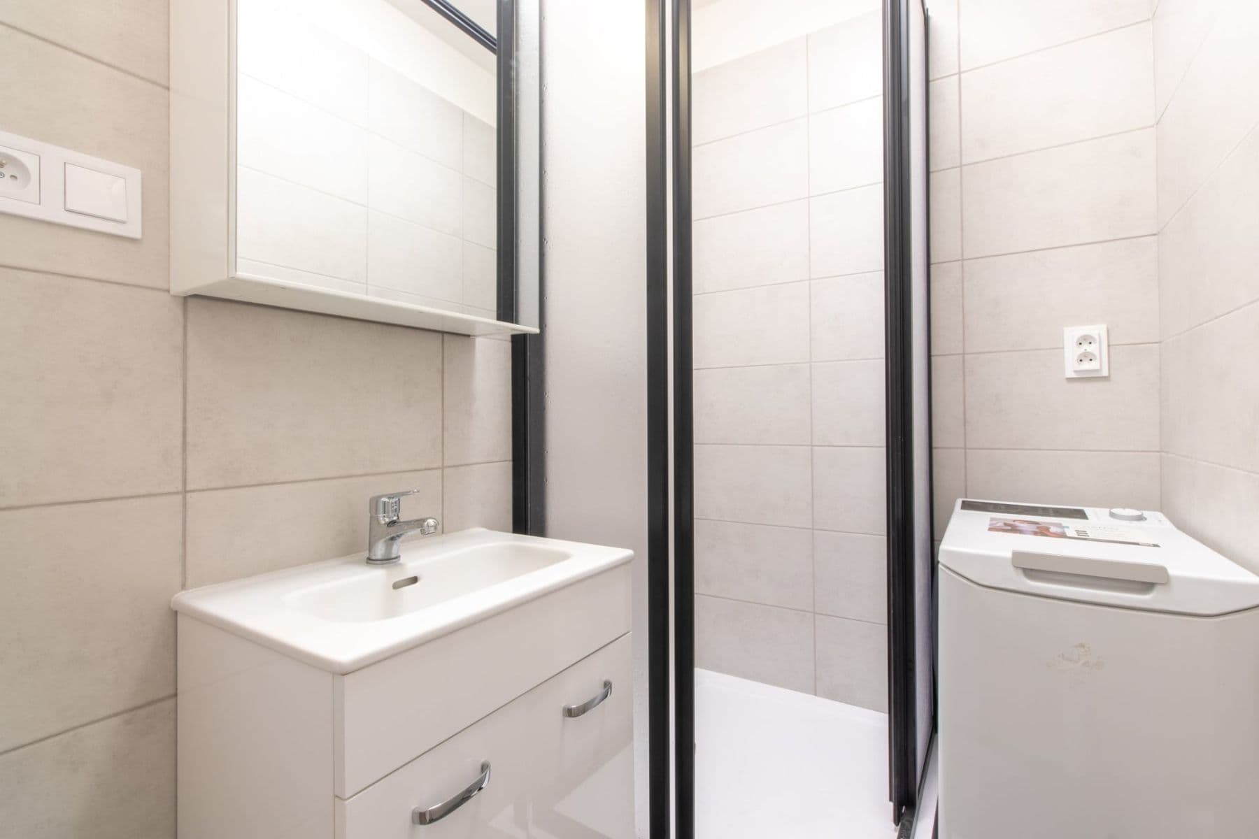 Prenájom bytu 2-izbový 45 m², Vašátkova, Praha, Praha Prenájom bytu 2-izbový 45 m², Vašátkova, Praha, Praha