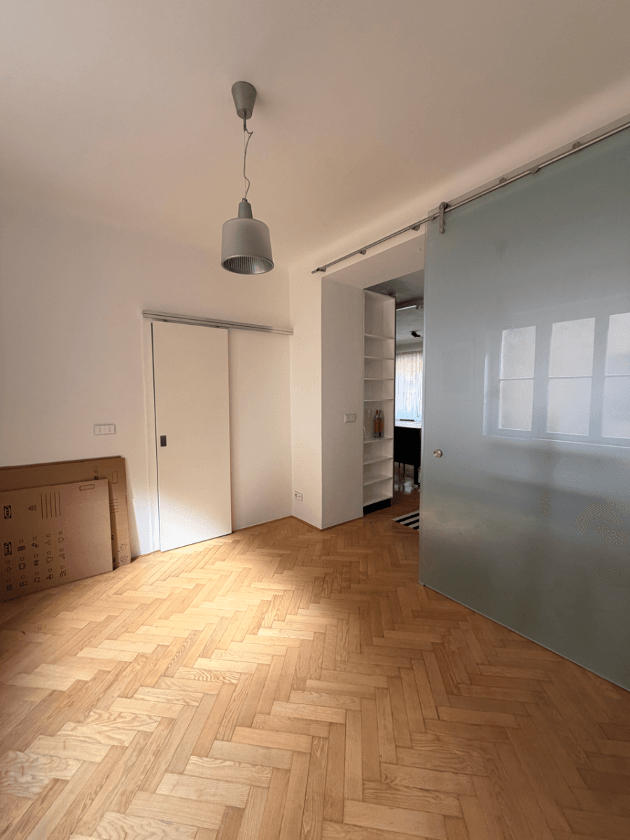 Prenájom bytu 3-izbový 117 m², Tusarova, Praha, Praha Prenájom bytu 3-izbový 117 m², Tusarova, Praha, Praha