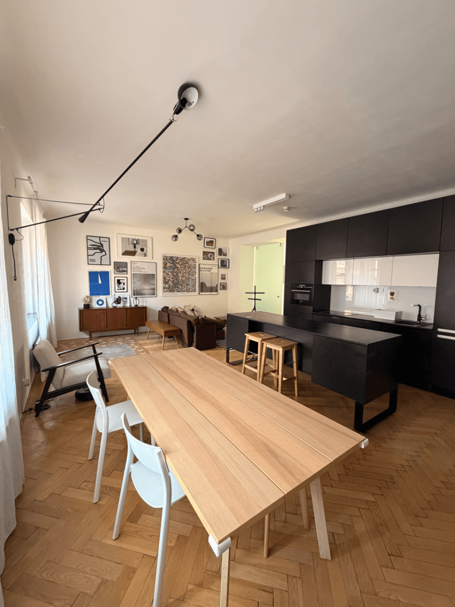 Prenájom bytu 3-izbový 117 m², Tusarova, Praha, Praha Prenájom bytu 3-izbový 117 m², Tusarova, Praha, Praha