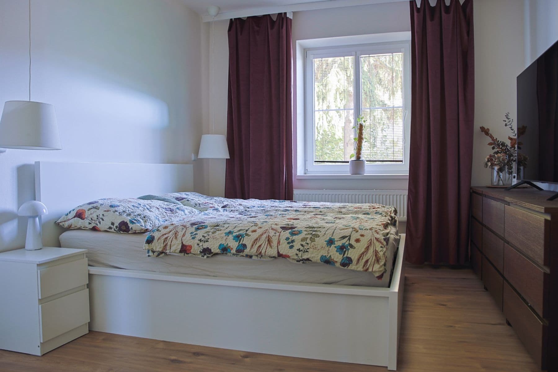 Prenájom bytu 3-izbový 60 m², Albánská, Praha, Praha Prenájom bytu 3-izbový 60 m², Albánská, Praha, Praha