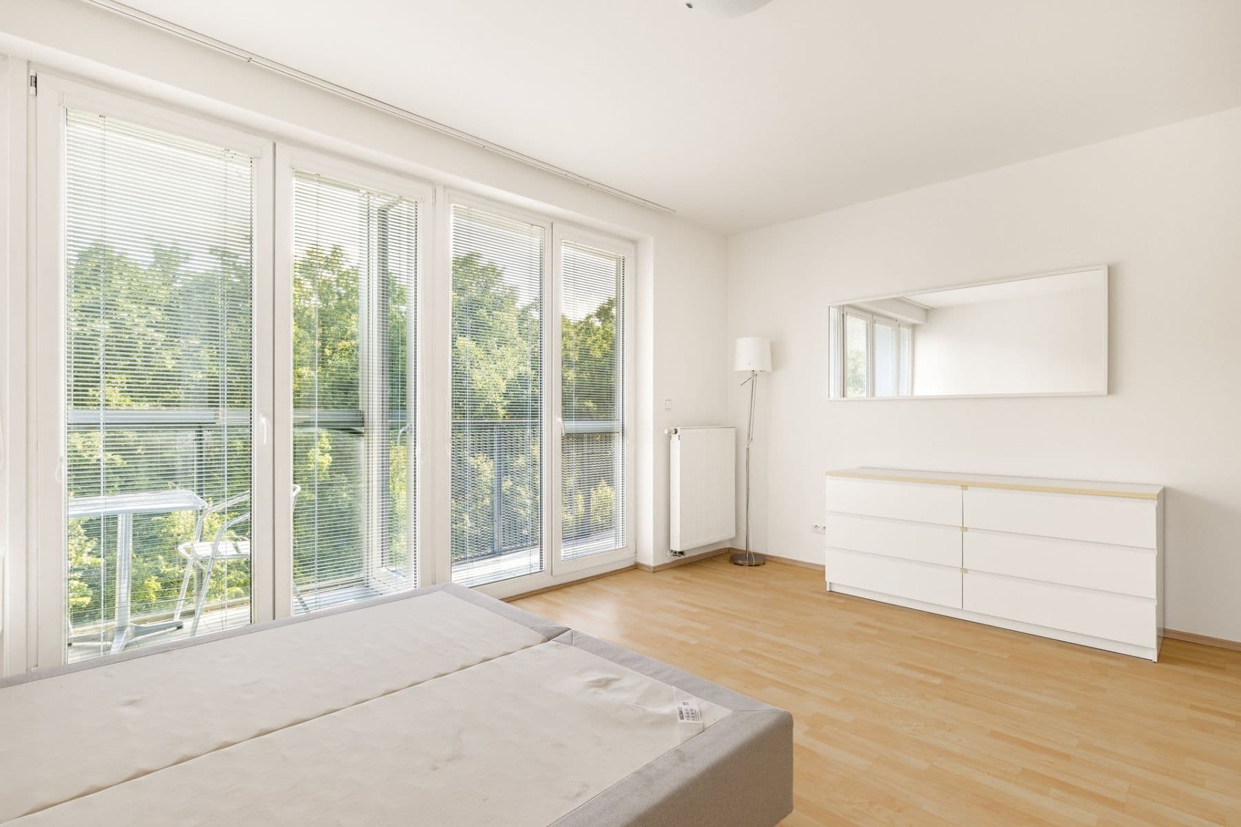 Prenájom bytu 3-izbový 109 m², U Zátiší, Praha, Praha Prenájom bytu 3-izbový 109 m², U Zátiší, Praha, Praha