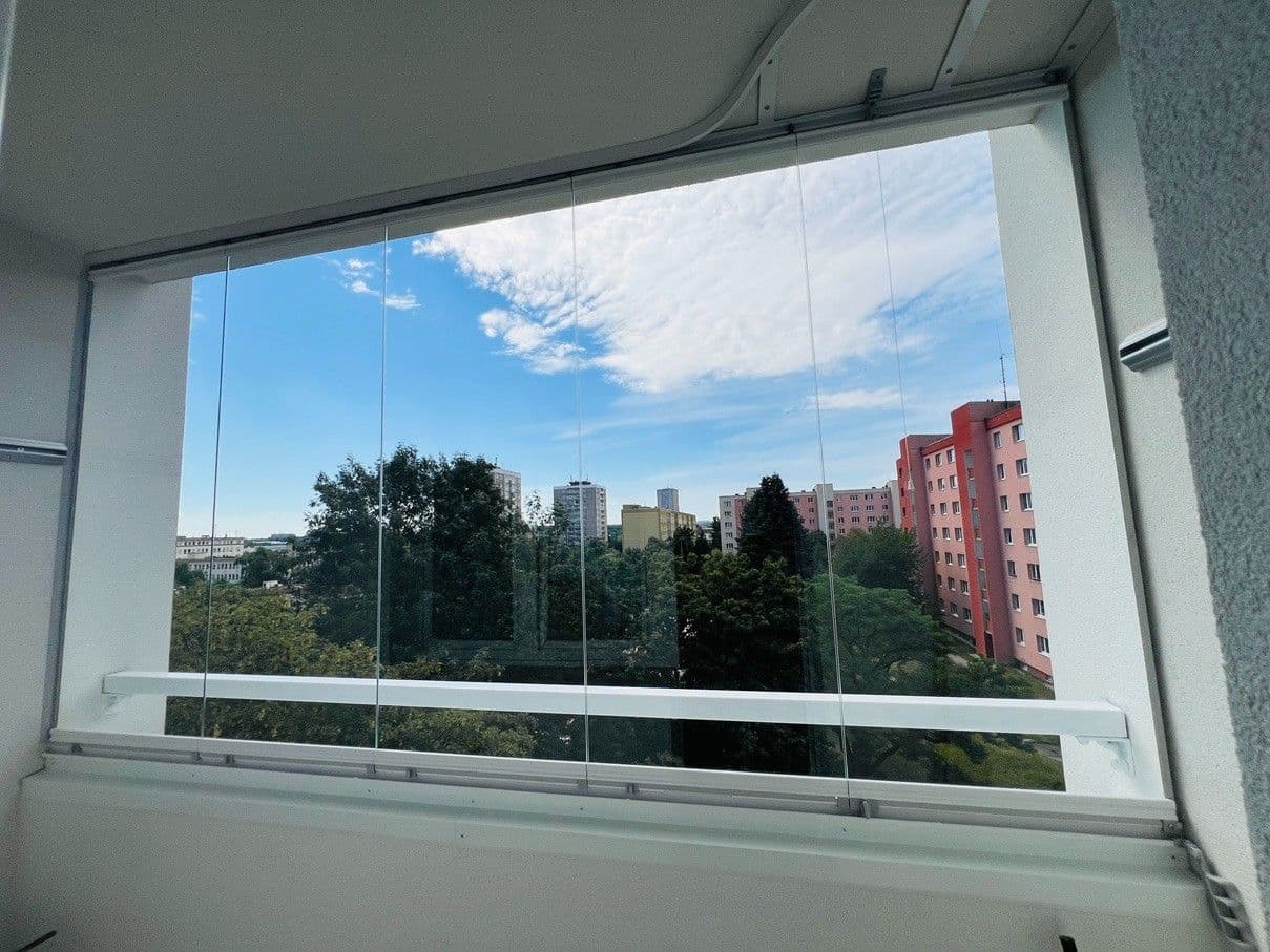Prenájom bytu 2-izbový 56 m², Káranská, Praha, Praha Prenájom bytu 2-izbový 56 m², Káranská, Praha, Praha