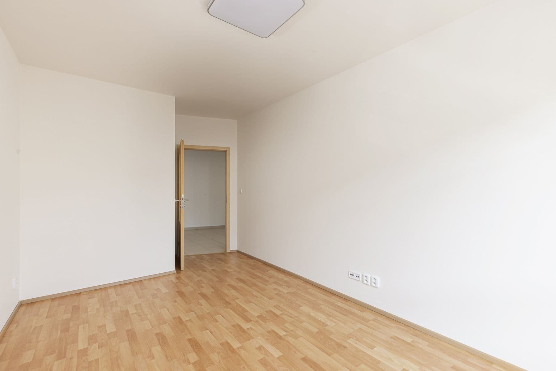 Prenájom bytu 1-izbový 51 m², Rudolfa Holeky, Praha, Praha Prenájom bytu 1-izbový 51 m², Rudolfa Holeky, Praha, Praha
