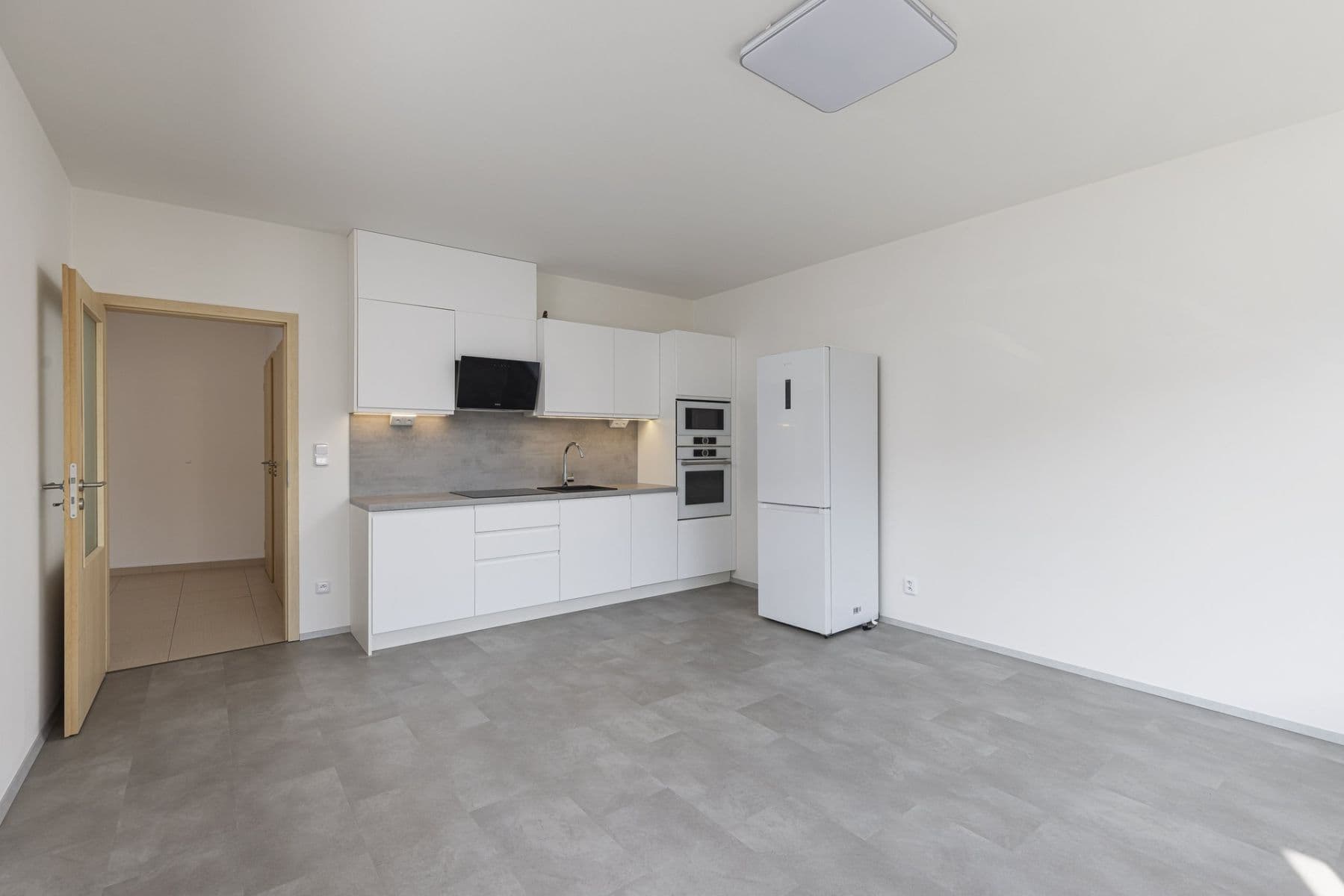 Prenájom bytu 1-izbový 51 m², Rudolfa Holeky, Praha, Praha Prenájom bytu 1-izbový 51 m², Rudolfa Holeky, Praha, Praha