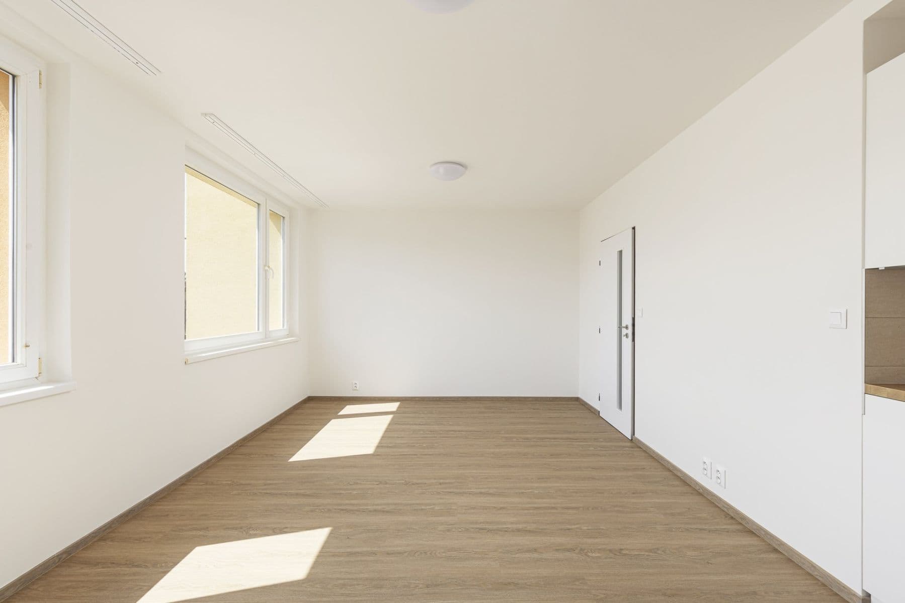 Prenájom bytu 1-izbový 36 m², Nušlova, Praha, Praha Prenájom bytu 1-izbový 36 m², Nušlova, Praha, Praha