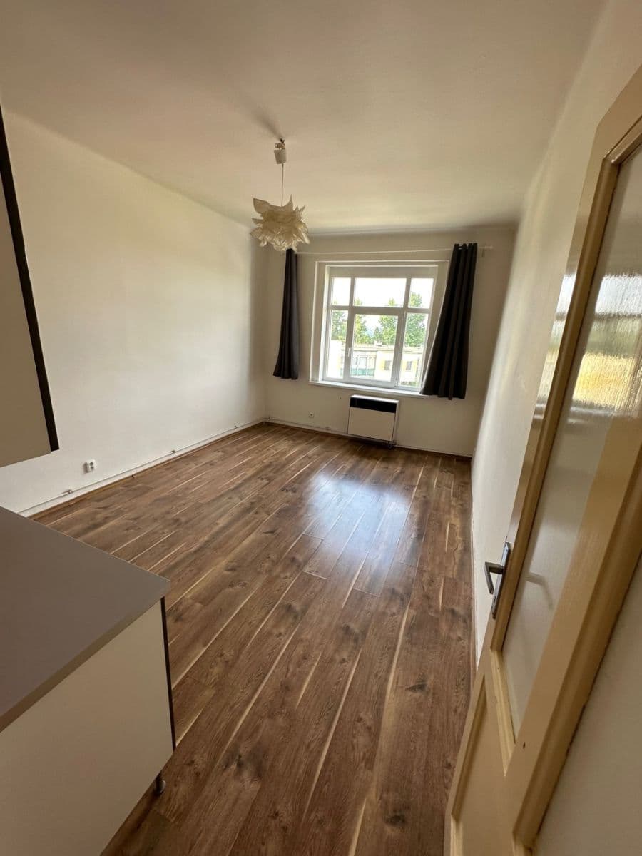 Prenájom bytu 2-izbový 56 m², Hartigova, Praha, Praha Prenájom bytu 2-izbový 56 m², Hartigova, Praha, Praha