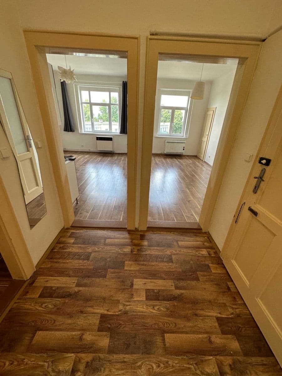 Prenájom bytu 2-izbový 56 m², Hartigova, Praha, Praha Prenájom bytu 2-izbový 56 m², Hartigova, Praha, Praha