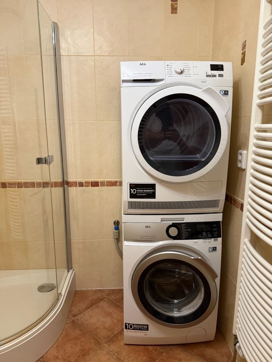 Predaj bytu 3-izbový 83 m², Za Valem, Praha, Praha Predaj bytu 3-izbový 83 m², Za Valem, Praha, Praha