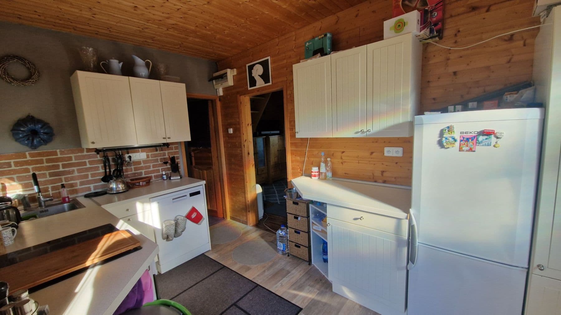 Predaj rekreačného objektu 80 m², pozemok 569 m², Černošice, Středočeský kraj Predaj rekreačného objektu 80 m², pozemok 569 m², Černošice, Středočeský kraj