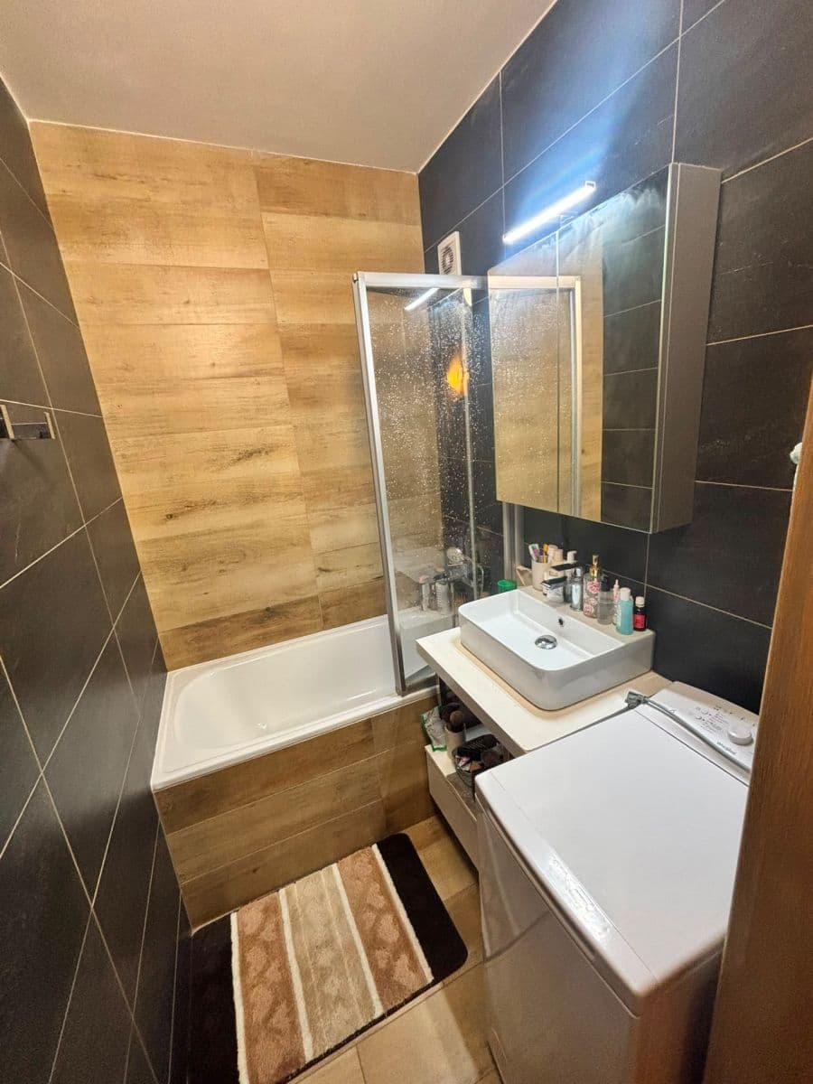 Prenájom bytu 2-izbový 42 m², Rochovská, Praha, Praha Prenájom bytu 2-izbový 42 m², Rochovská, Praha, Praha