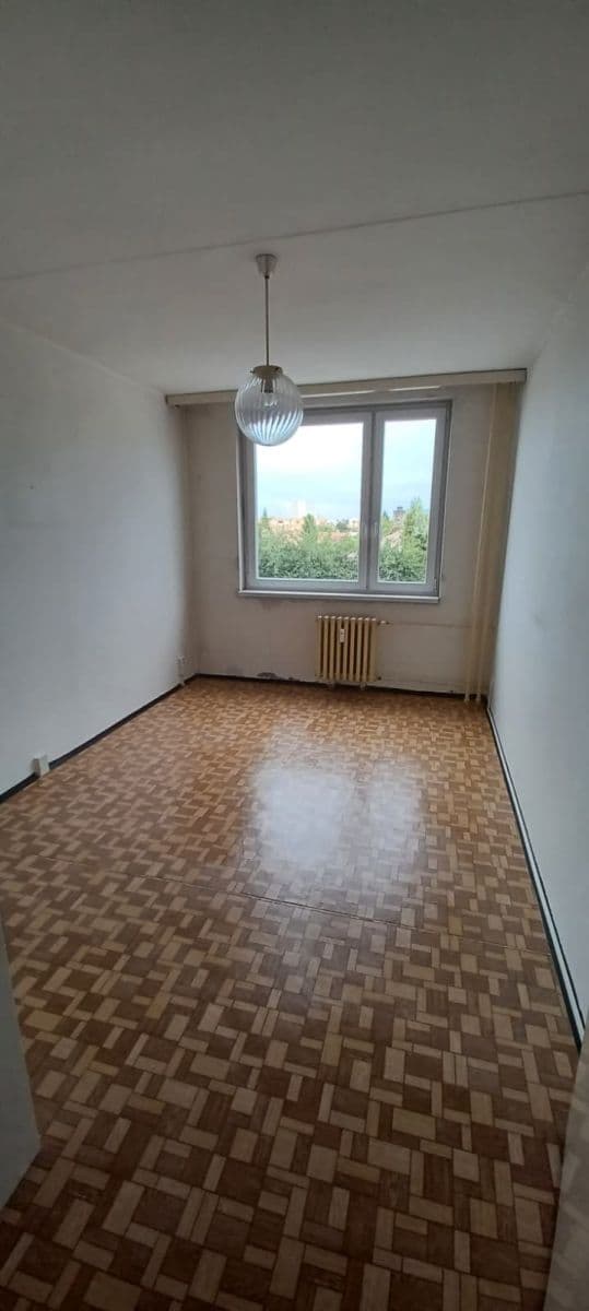 Predaj bytu 3-izbový 74 m², Ke Strouze, Nymburk, Středočeský kraj Predaj bytu 3-izbový 74 m², Ke Strouze, Nymburk, Středočeský kraj