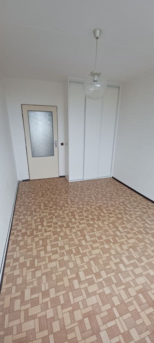 Predaj bytu 3-izbový 74 m², Ke Strouze, Nymburk, Středočeský kraj Predaj bytu 3-izbový 74 m², Ke Strouze, Nymburk, Středočeský kraj