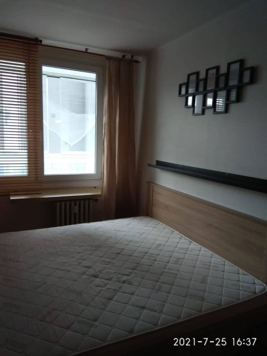 Prenájom bytu 2-izbový 40 m², Makovského, Praha, Praha Prenájom bytu 2-izbový 40 m², Makovského, Praha, Praha