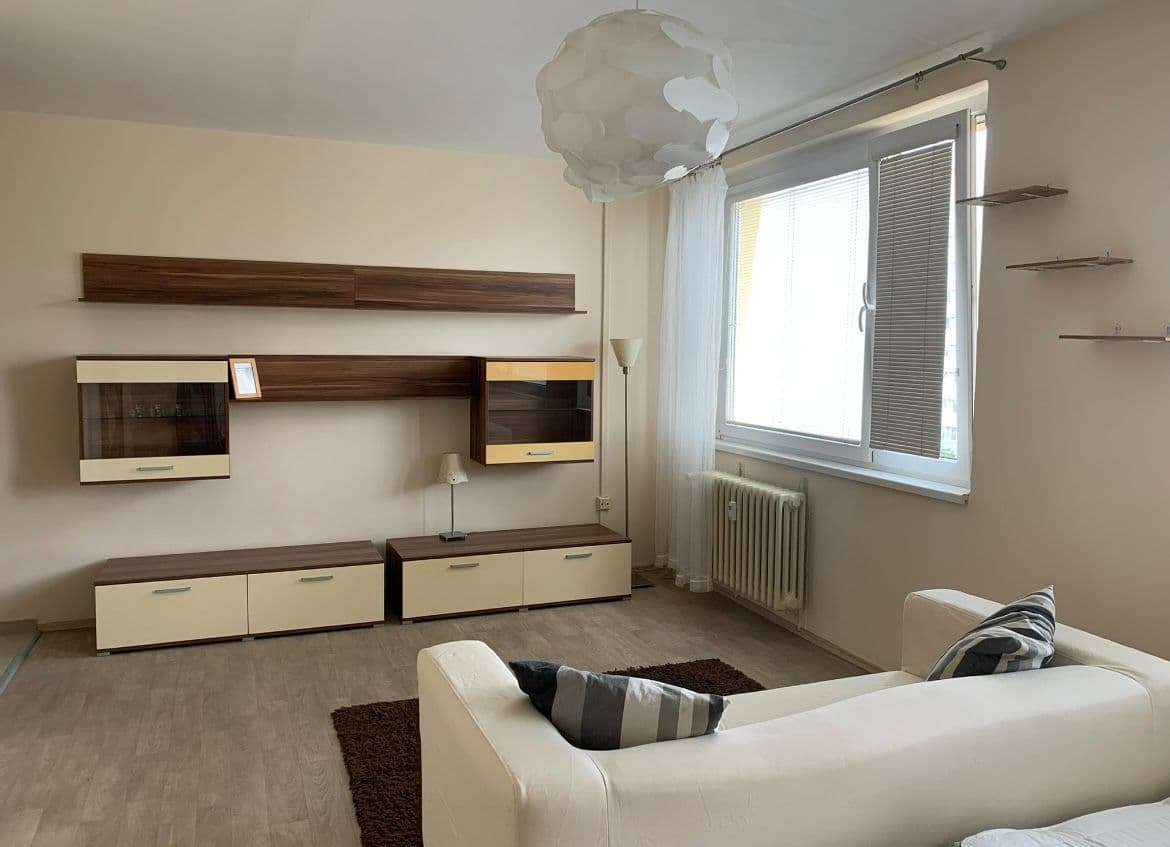 Prenájom bytu 1-izbový 35 m², Jarníkova, Praha, Praha Prenájom bytu 1-izbový 35 m², Jarníkova, Praha, Praha