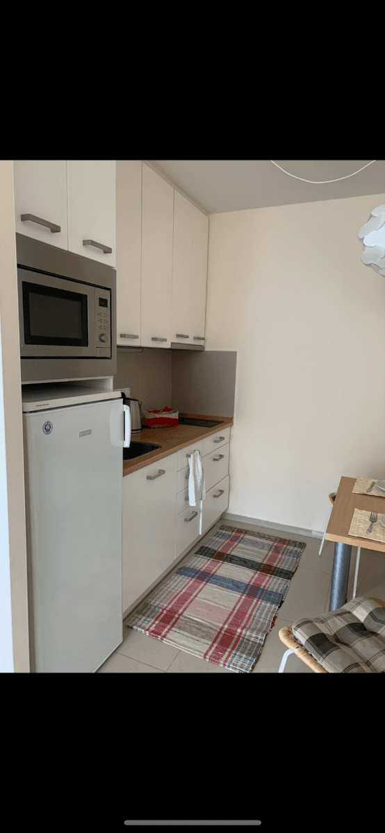 Prenájom bytu 1-izbový 35 m², Jarníkova, Praha, Praha Prenájom bytu 1-izbový 35 m², Jarníkova, Praha, Praha