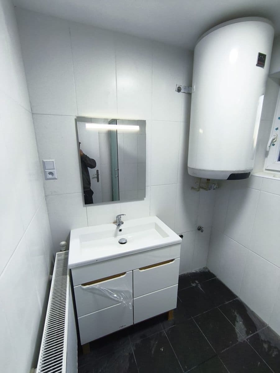 Prenájom bytu 2-izbový 85 m², U Parku, Svojetice, Středočeský kraj Prenájom bytu 2-izbový 85 m², U Parku, Svojetice, Středočeský kraj