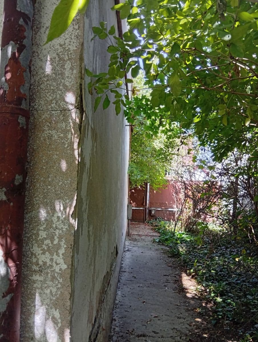 Predaj domu 120 m², pozemok 1.000 m², Hurbanova, Leopoldov, Trnavský kraj Predaj domu 120 m², pozemok 1.000 m², Hurbanova, Leopoldov, Trnavský kraj