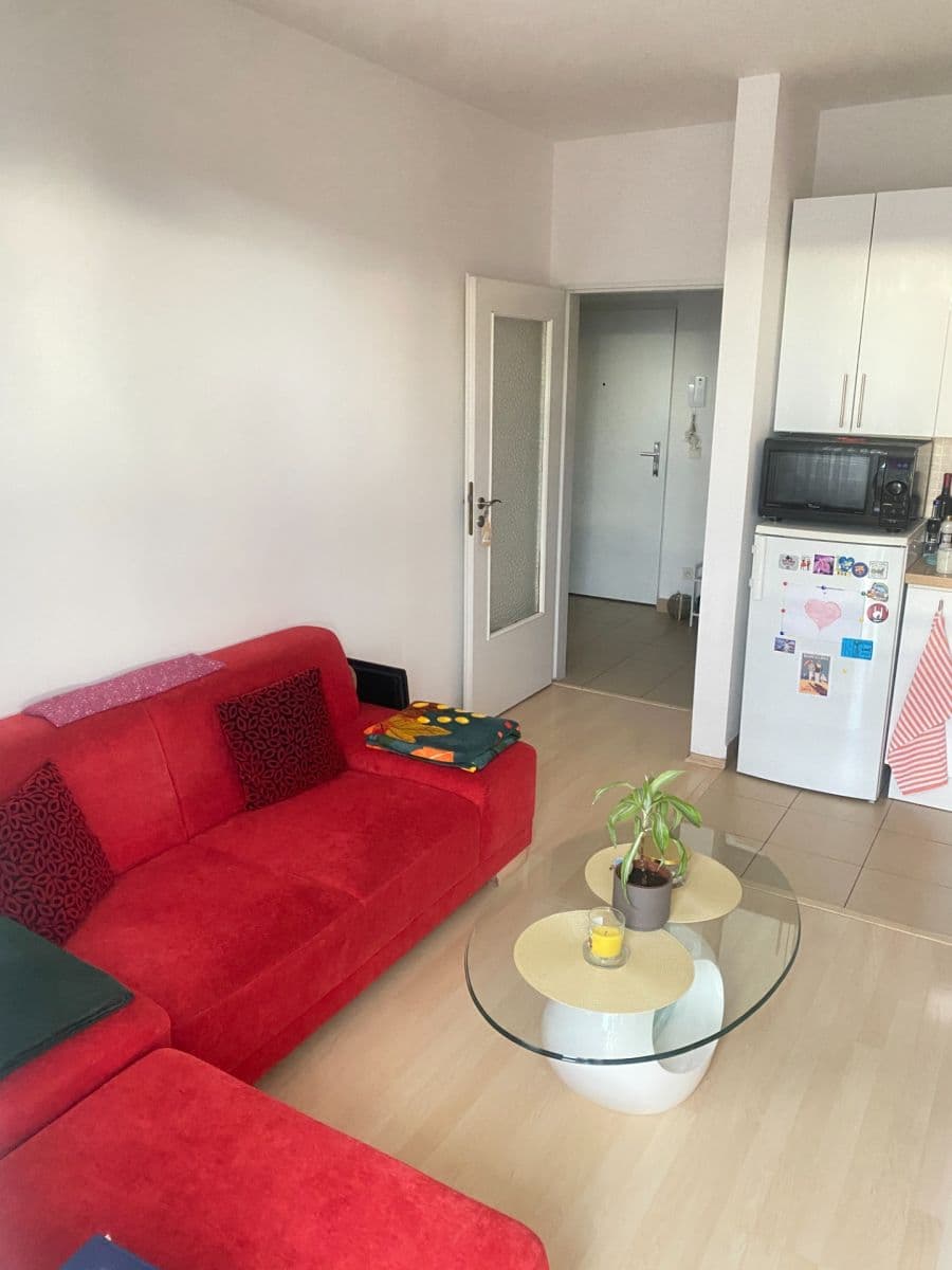 Prenájom bytu 2-izbový 41 m², Novobohdalecká, Praha, Praha Prenájom bytu 2-izbový 41 m², Novobohdalecká, Praha, Praha