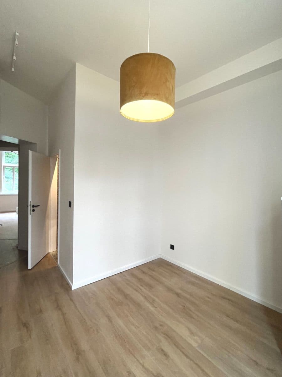 Prenájom bytu 2-izbový 36 m², Moravská, Karlovy Vary, Karlovarský kraj Prenájom bytu 2-izbový 36 m², Moravská, Karlovy Vary, Karlovarský kraj