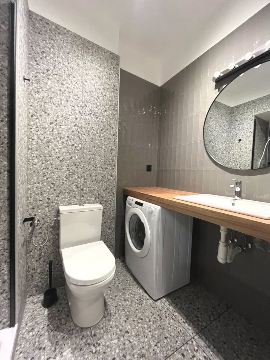 Prenájom bytu 2-izbový 36 m², Moravská, Karlovy Vary, Karlovarský kraj Prenájom bytu 2-izbový 36 m², Moravská, Karlovy Vary, Karlovarský kraj
