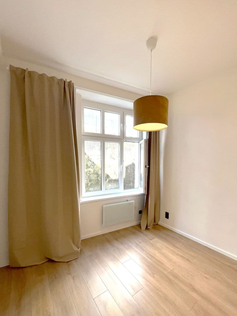 Prenájom bytu 2-izbový 36 m², Moravská, Karlovy Vary, Karlovarský kraj Prenájom bytu 2-izbový 36 m², Moravská, Karlovy Vary, Karlovarský kraj