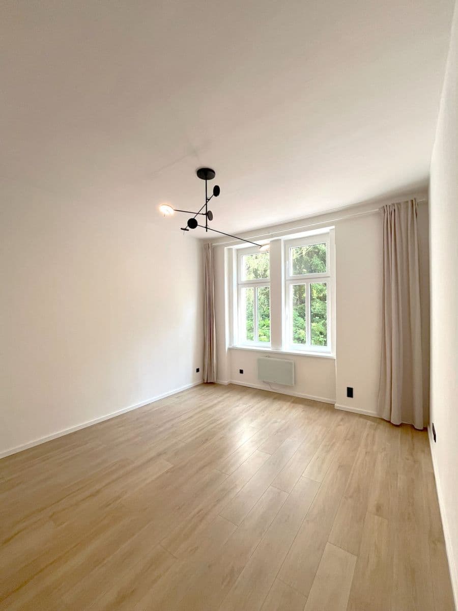 Prenájom bytu 2-izbový 36 m², Moravská, Karlovy Vary, Karlovarský kraj Prenájom bytu 2-izbový 36 m², Moravská, Karlovy Vary, Karlovarský kraj