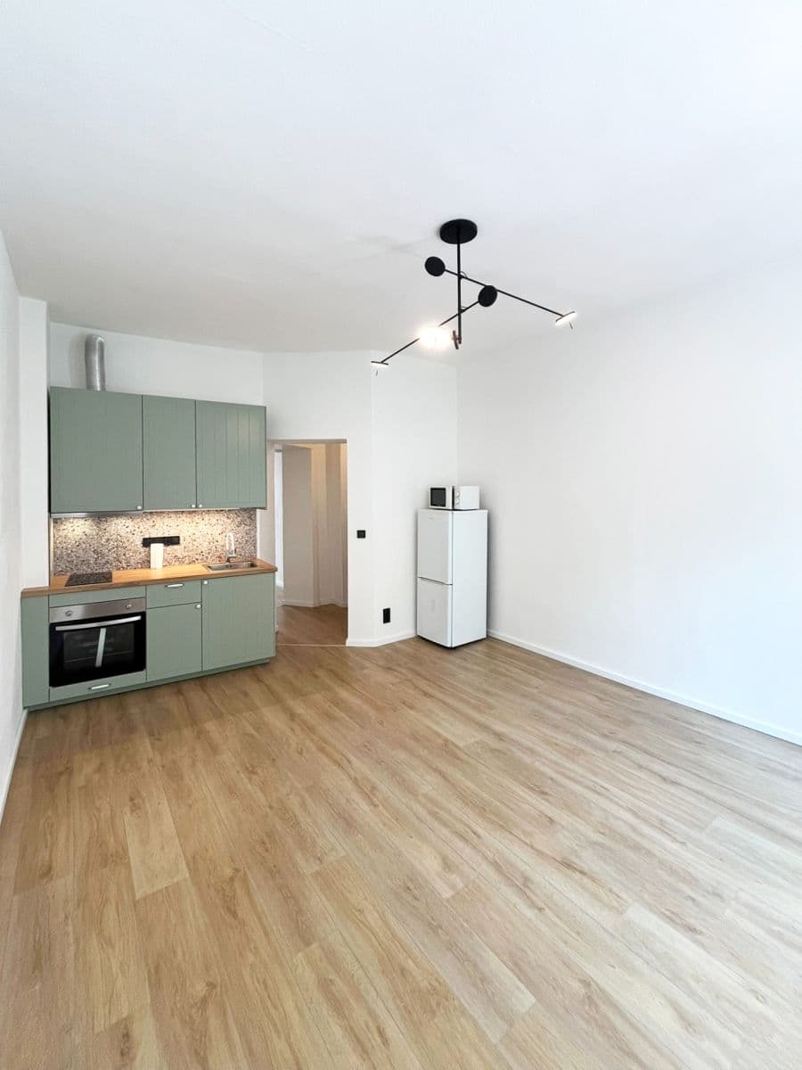 Prenájom bytu 2-izbový 36 m², Moravská, Karlovy Vary, Karlovarský kraj Prenájom bytu 2-izbový 36 m², Moravská, Karlovy Vary, Karlovarský kraj