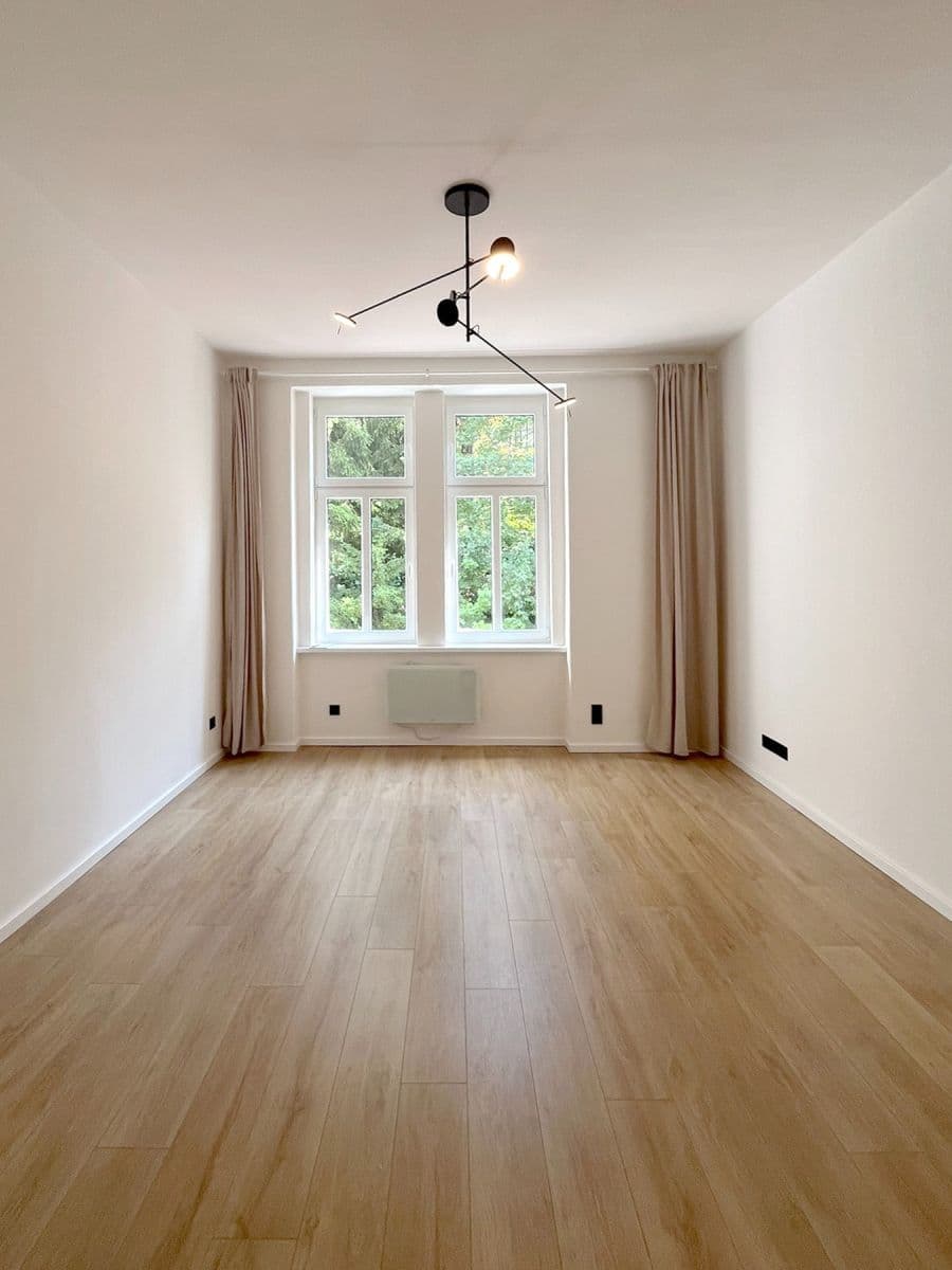 Prenájom bytu 2-izbový 36 m², Moravská, Karlovy Vary, Karlovarský kraj Prenájom bytu 2-izbový 36 m², Moravská, Karlovy Vary, Karlovarský kraj