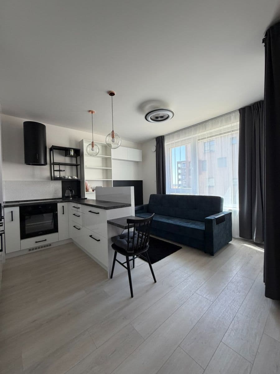 Prenájom bytu 1-izbový 37 m², Stočesova, Praha, Praha Prenájom bytu 1-izbový 37 m², Stočesova, Praha, Praha