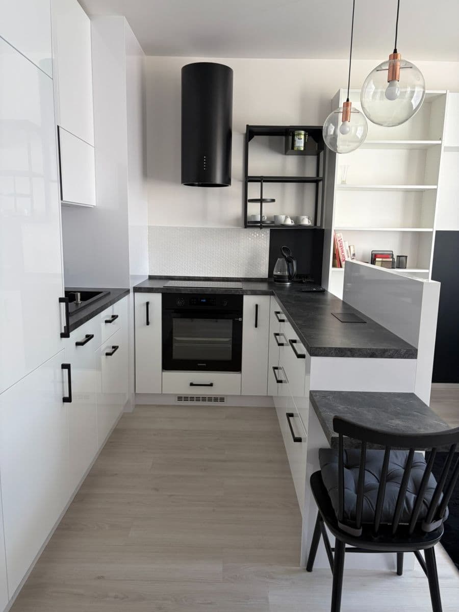 Prenájom bytu 1-izbový 37 m², Stočesova, Praha, Praha Prenájom bytu 1-izbový 37 m², Stočesova, Praha, Praha