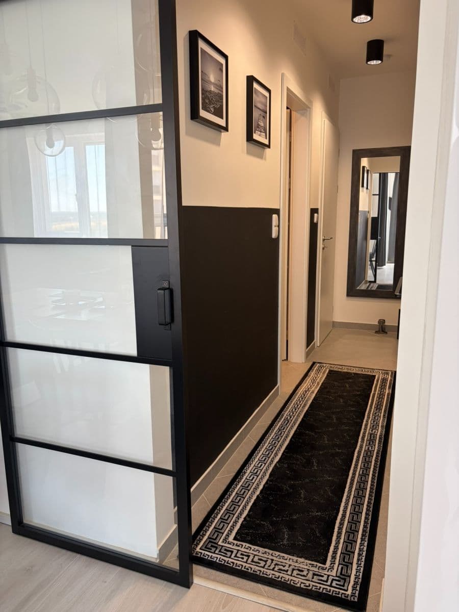 Prenájom bytu 1-izbový 37 m², Stočesova, Praha, Praha Prenájom bytu 1-izbový 37 m², Stočesova, Praha, Praha