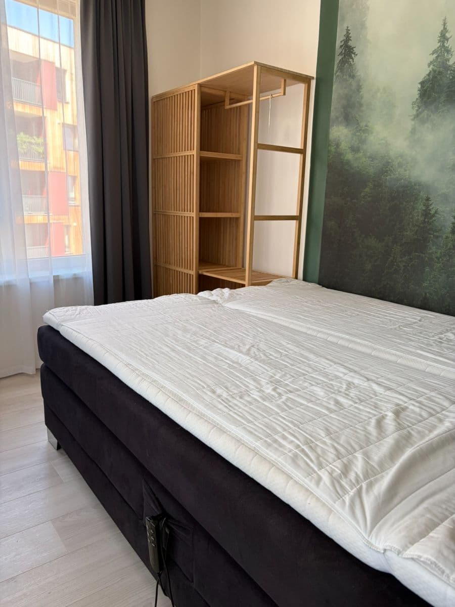 Prenájom bytu 1-izbový 37 m², Stočesova, Praha, Praha Prenájom bytu 1-izbový 37 m², Stočesova, Praha, Praha