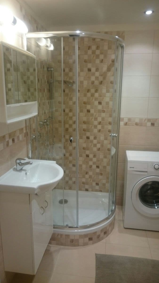 Prenájom bytu 2-izbový 54 m², Na Veselí, Praha, Praha Prenájom bytu 2-izbový 54 m², Na Veselí, Praha, Praha