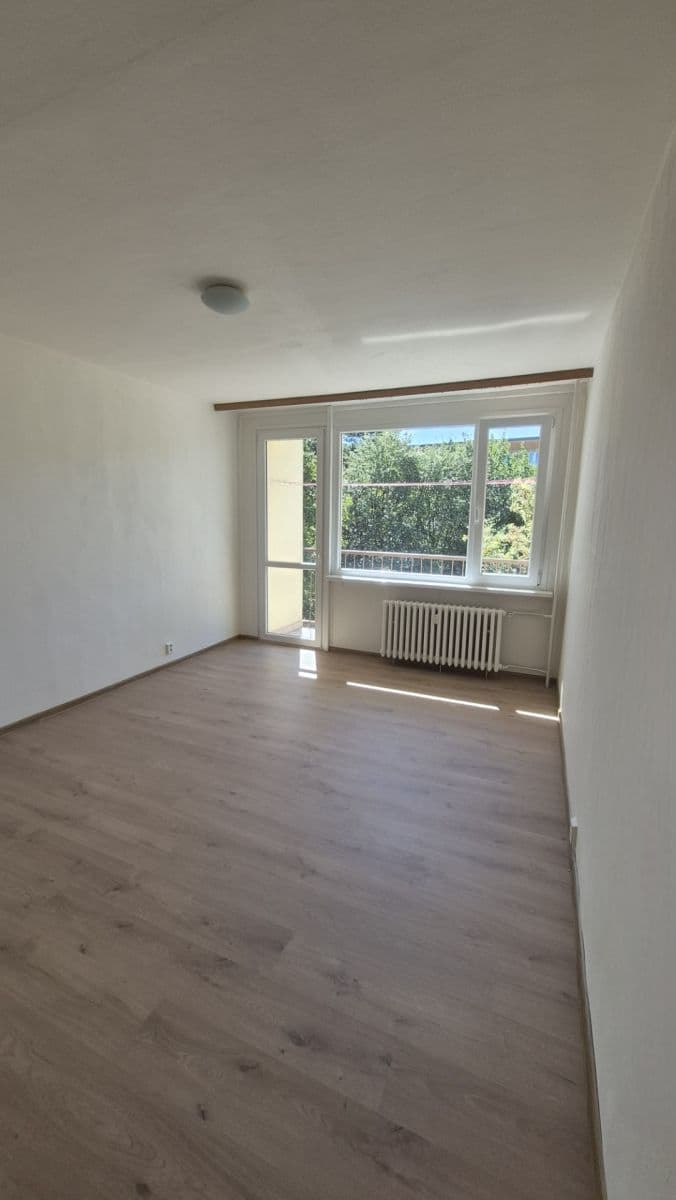 Prenájom bytu 2-izbový 63 m², Gagarinova, Liberec, Liberecký kraj Prenájom bytu 2-izbový 63 m², Gagarinova, Liberec, Liberecký kraj
