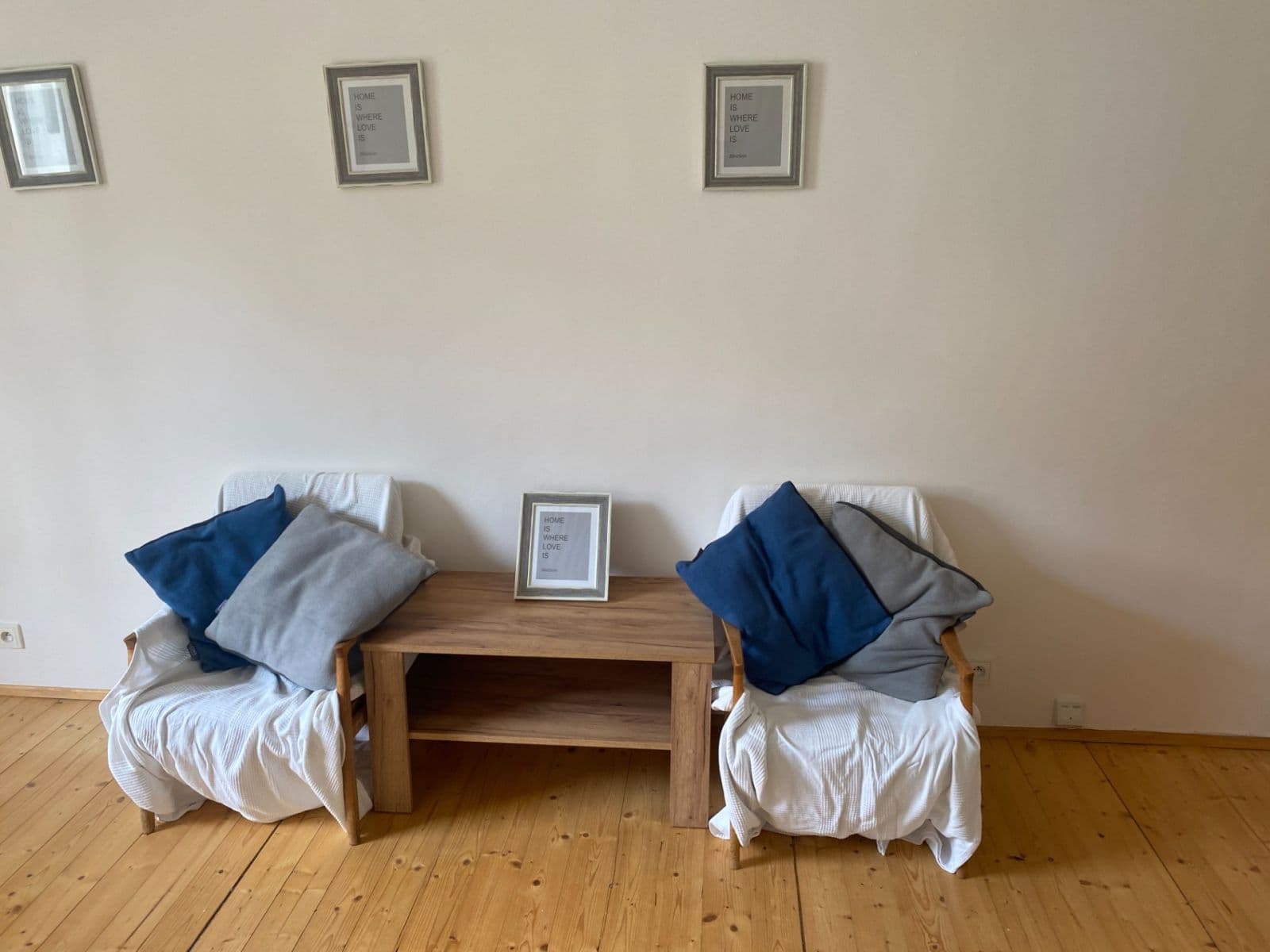 Prenájom bytu 1-izbový 18 m², Sarajevská, Praha, Praha Prenájom bytu 1-izbový 18 m², Sarajevská, Praha, Praha