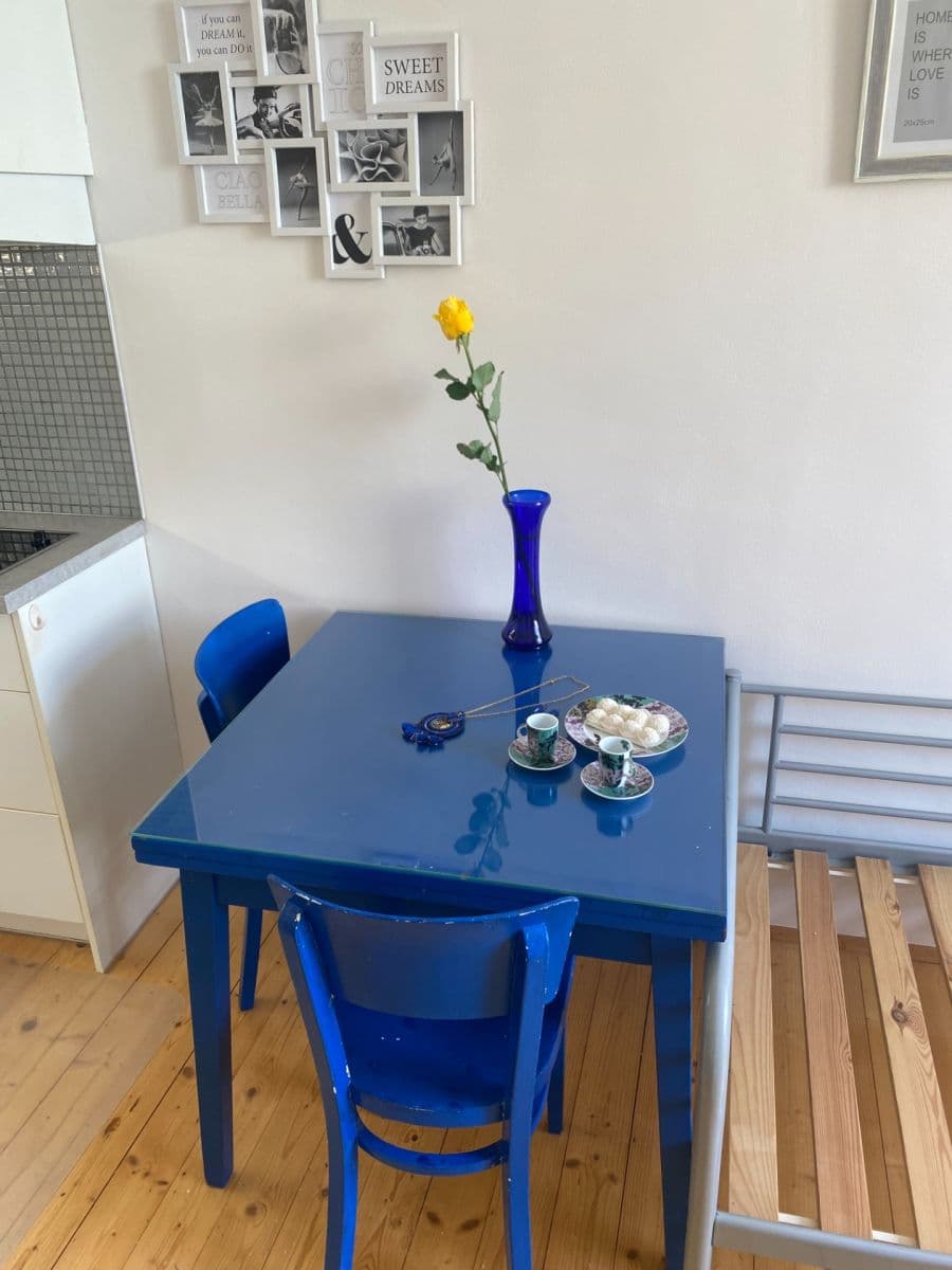 Prenájom bytu 1-izbový 18 m², Sarajevská, Praha, Praha Prenájom bytu 1-izbový 18 m², Sarajevská, Praha, Praha