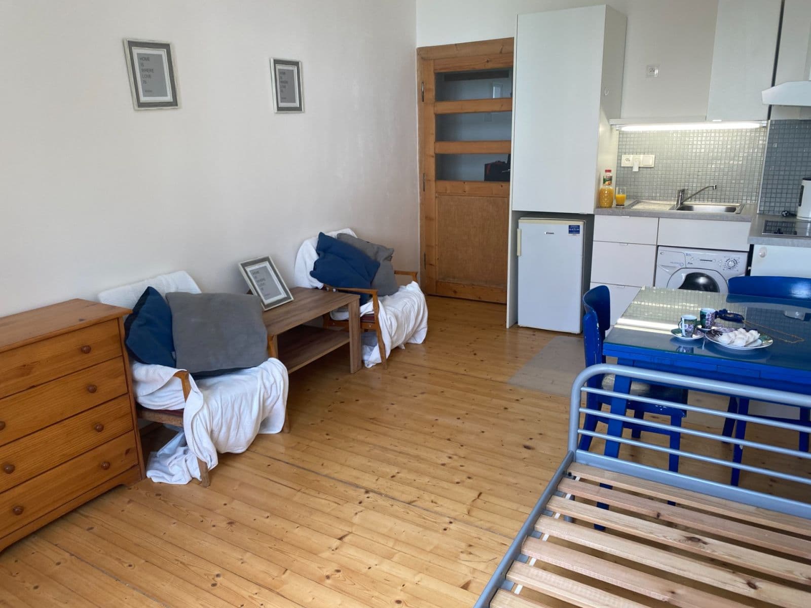 Prenájom bytu 1-izbový 18 m², Sarajevská, Praha, Praha Prenájom bytu 1-izbový 18 m², Sarajevská, Praha, Praha