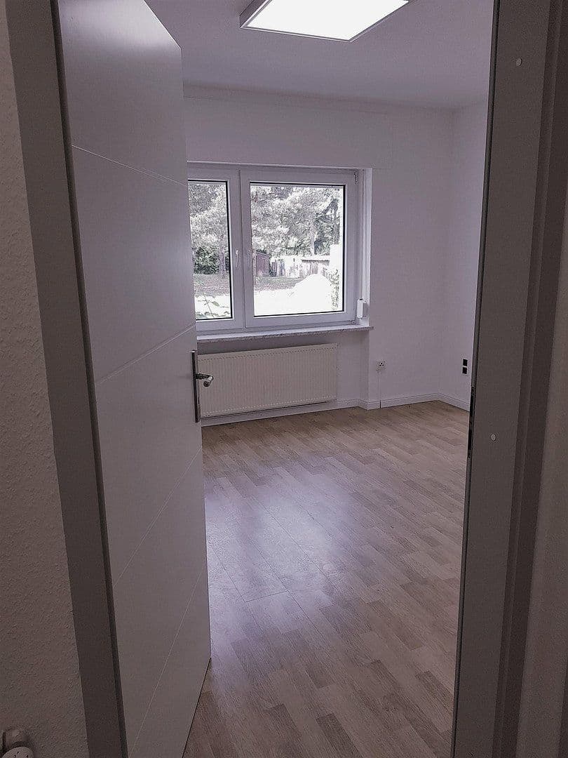 Prenájom bytu 2-izbový 55 m², Gräbendorfer Str 11b, Heidesee, Brandenbursko Prenájom bytu 2-izbový 55 m², Gräbendorfer Str 11b, Heidesee, Brandenbursko