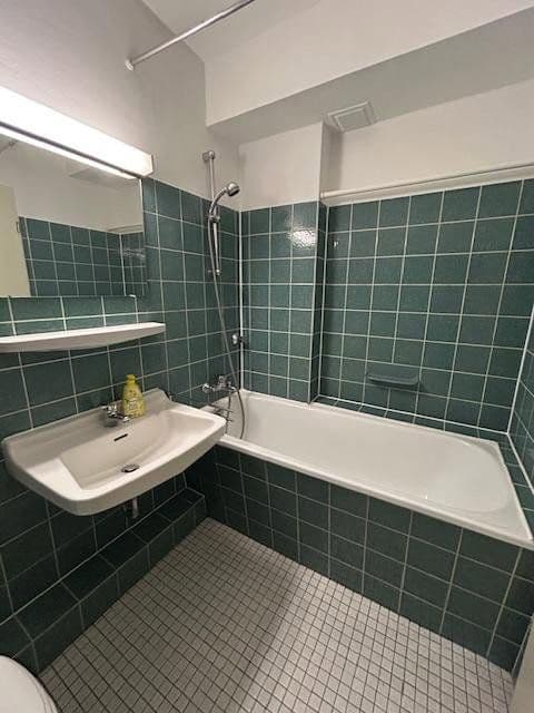 Predaj bytu 1-izbový 34 m², Bonn, Severné Porýnie - Westfálsko Predaj bytu 1-izbový 34 m², Bonn, Severné Porýnie - Westfálsko
