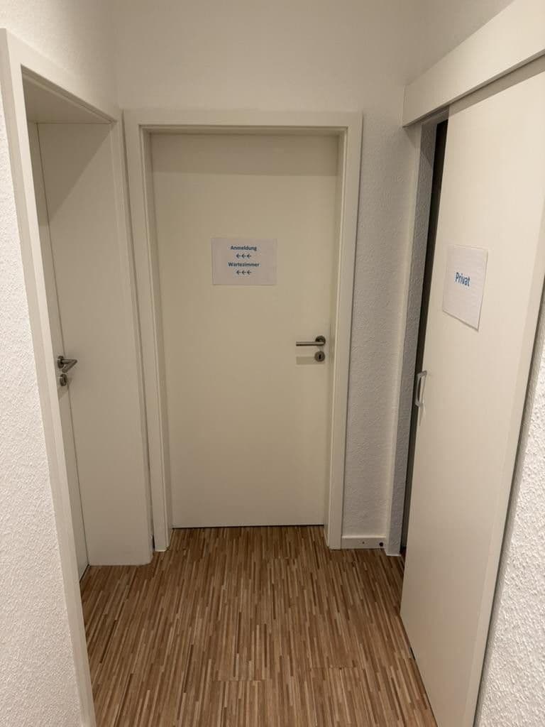 Prenájom kancelárie 77 m², Vestische Straße 96, Oberhausen, Severné Porýnie - Westfálsko Prenájom kancelárie 77 m², Vestische Straße 96, Oberhausen, Severné Porýnie - Westfálsko