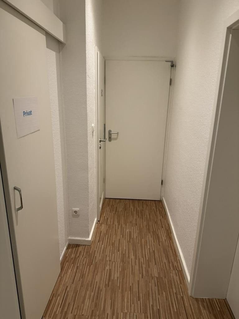 Prenájom kancelárie 77 m², Vestische Straße 96, Oberhausen, Severné Porýnie - Westfálsko Prenájom kancelárie 77 m², Vestische Straße 96, Oberhausen, Severné Porýnie - Westfálsko